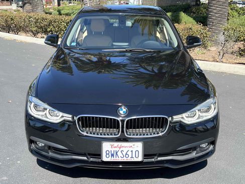 Used 2018 BMW 320i Sedan image 13