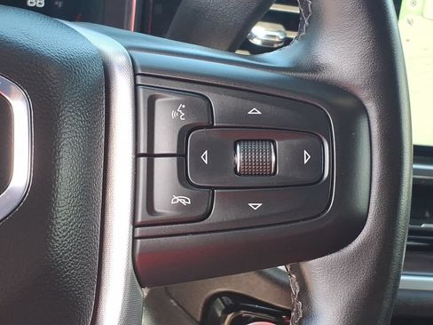 Certified 2025 GMC Sierra 1500 SLT AWD/4WD image 18