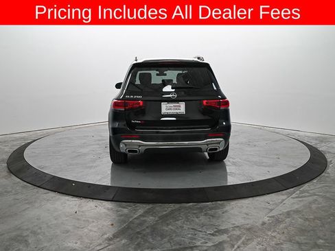 Used 2022 Mercedes-Benz GLB 250 image 7