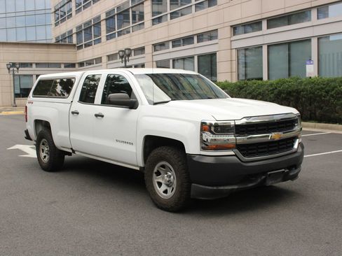 Used 2017 Chevrolet Silverado 1500 W/T AWD/4WD image 1