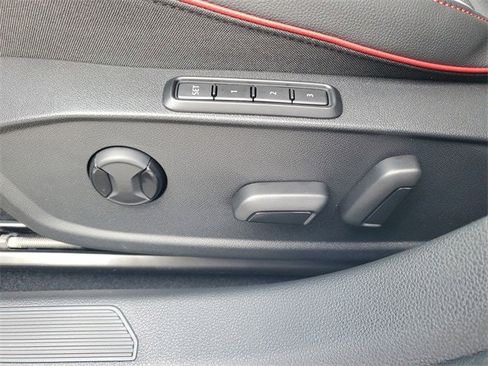 New 2026 Volkswagen GTI SE image 17