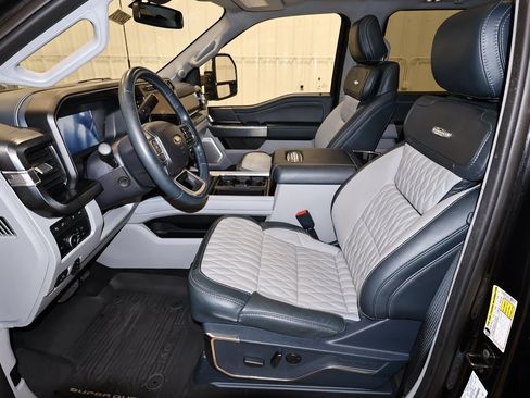 Certified 2024 Ford F350 Limited w/ FX4 Off-Road Package image 7