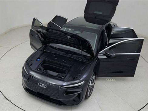 Used 2025 Audi A6 e-tron Prestige w/ Black Warm Weather Package image 89