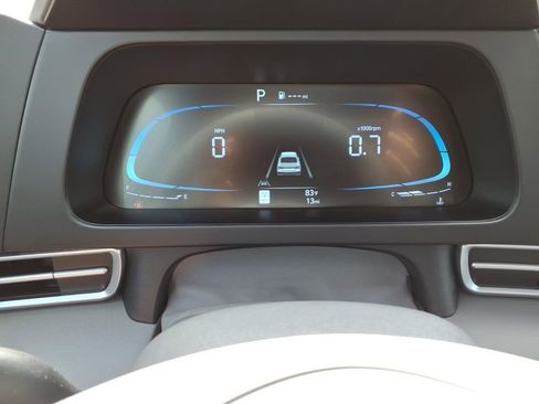 New 2026 Hyundai Elantra SEL Sport Premium FWD image 17