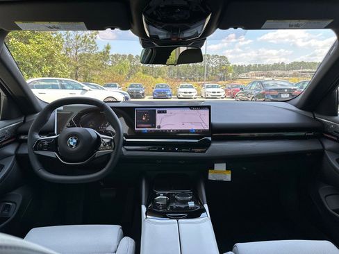 New 2026 BMW 530i w/ Premium Package RWD image 22