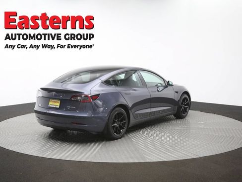 Used 2022 Tesla Model 3 Long Range AWD/4WD image 37
