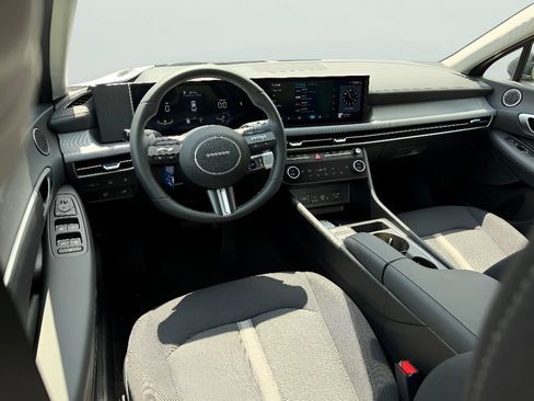 New 2026 Hyundai Sonata SEL FWD image 17