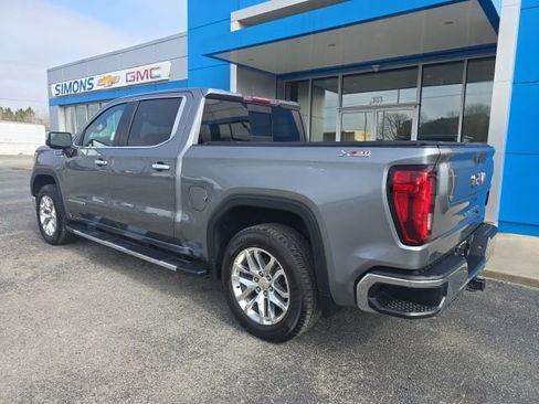Used 2020 GMC Sierra 1500 SLT w/ SLT Premium Package image 3