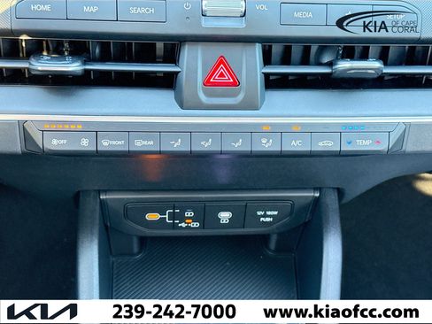 New 2025 Kia K4 LXS image 31