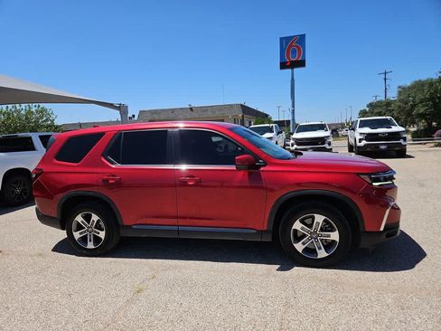 Used 2024 Honda Pilot EX-L image 9