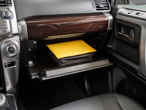 Used 2016 Toyota 4Runner Limited RWD image 36