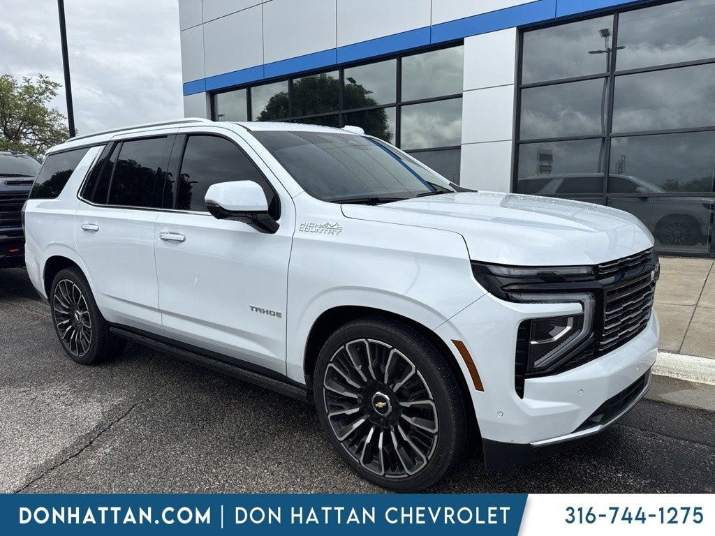 Used 2026 Chevrolet Tahoe High Country AWD/4WD image 6