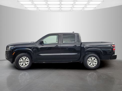 Used 2023 Nissan Frontier SV image 7