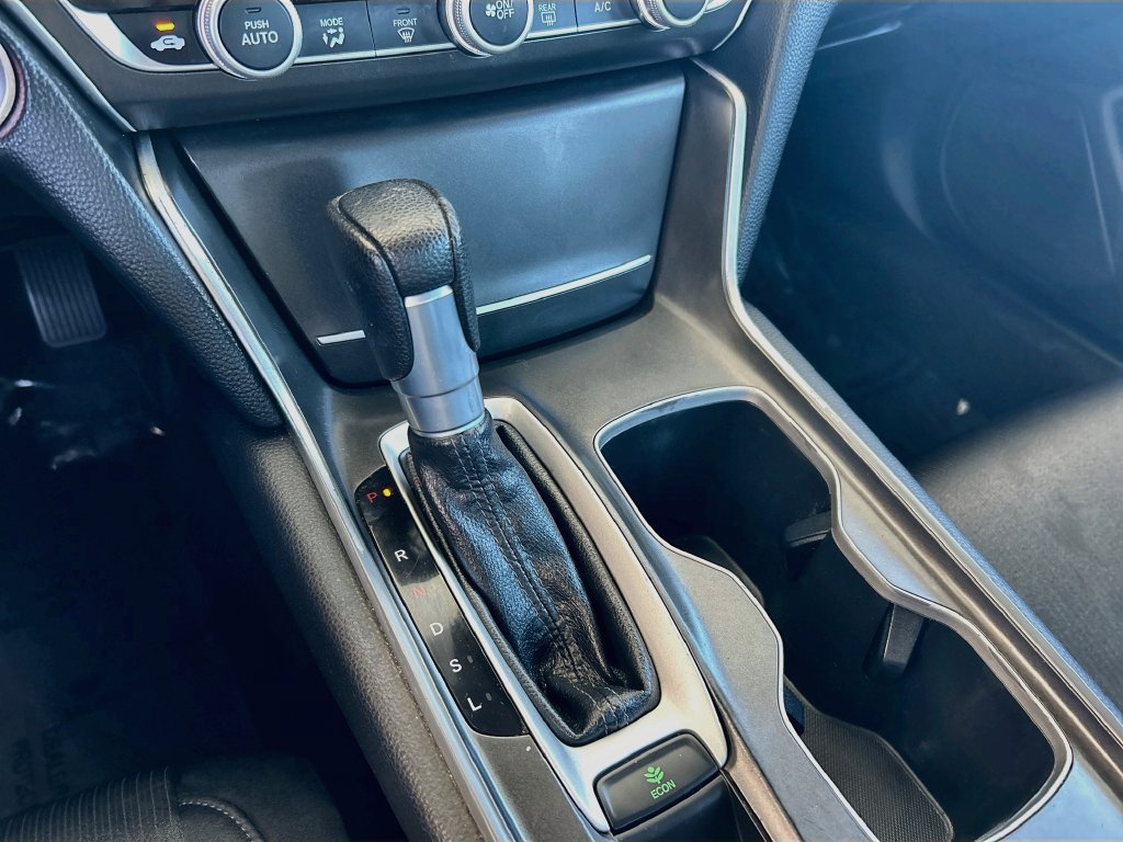 Used 2018 Honda Accord LX image 16