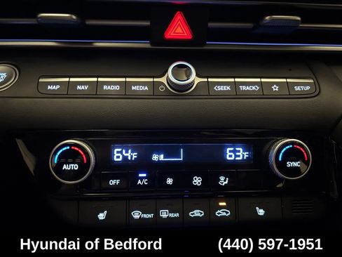 Used 2025 Hyundai Elantra SEL FWD image 20