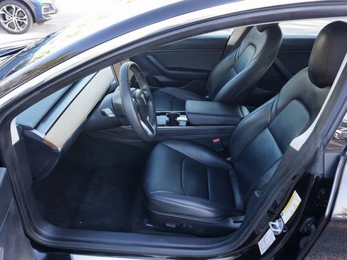 Used 2020 Tesla Model 3 Long Range image 17