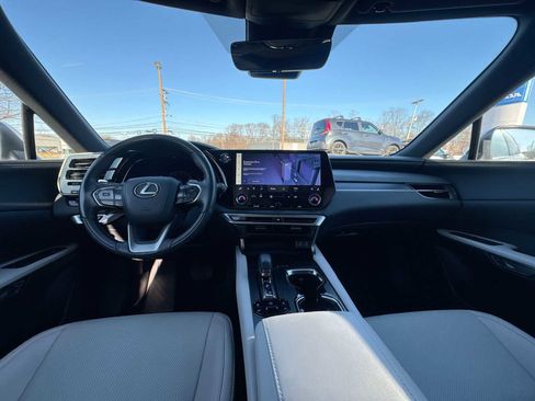 Used 2024 Lexus RX 350 Premium image 20