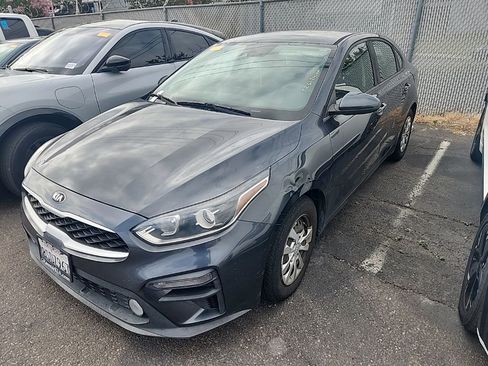 Used 2019 Kia Forte Sedan FWD image 3