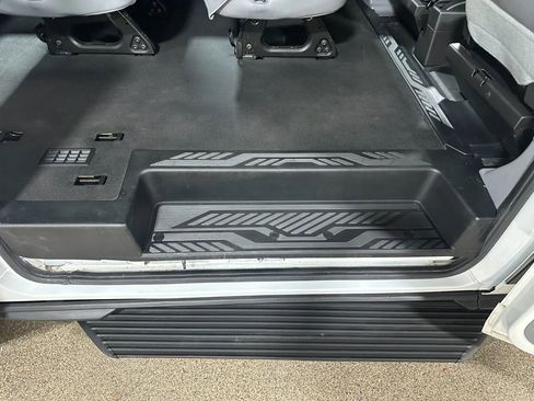 Used 2019 Ford Transit 150 XL image 27