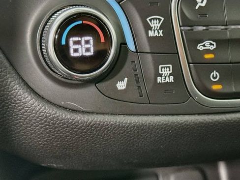 Used 2024 Chevrolet Equinox LT AWD/4WD image 19
