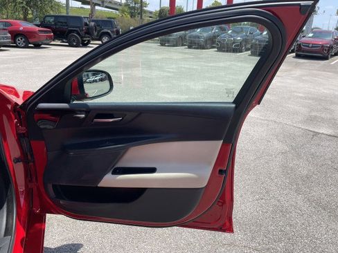 Used 2019 Jaguar XE Premium image 63