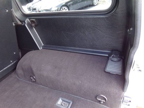Used 2013 Mercedes-Benz G 63 AMG 4MATIC image 29