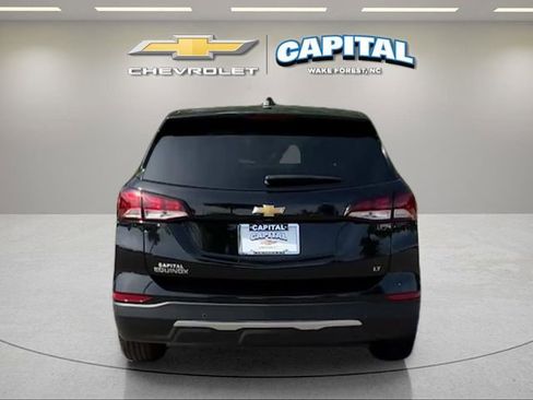 Used 2024 Chevrolet Equinox LT FWD image 4