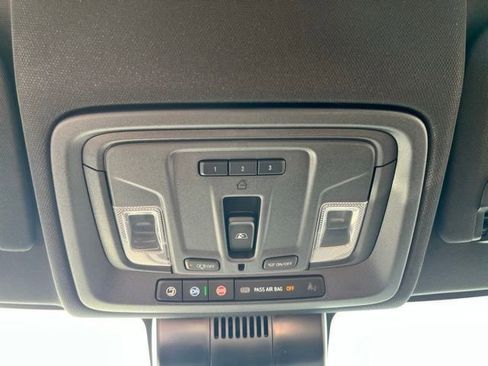 Used 2025 Chevrolet Silverado 2500 ZR2 w/ Technology Package AWD/4WD image 26