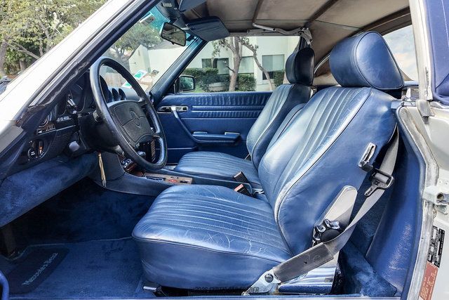 Used 1988 Mercedes-Benz 560 SL image 25