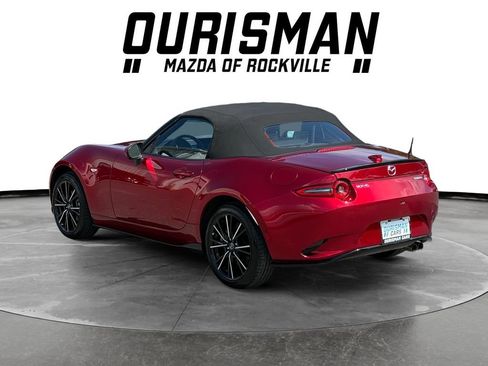 Used 2025 MAZDA MX-5 Miata Grand Touring w/ Appearance Package RWD image 4