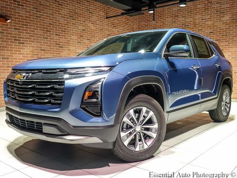 New 2026 Chevrolet Equinox LT FWD image 2