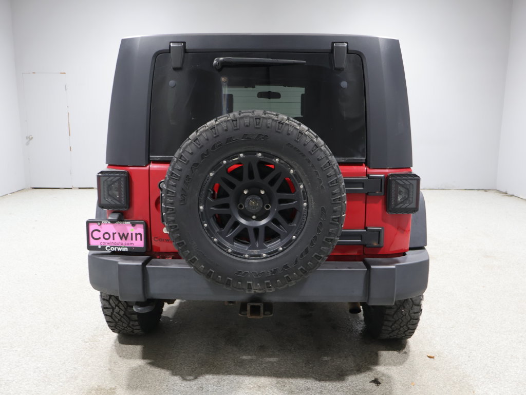 Used 2010 Jeep Wrangler Unlimited Rubicon w/ Dual Top Group AWD/4WD image 3