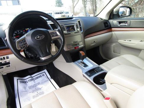 Used 2013 Subaru Outback 3.6R Limited w/ Moonroof Pkg image 50