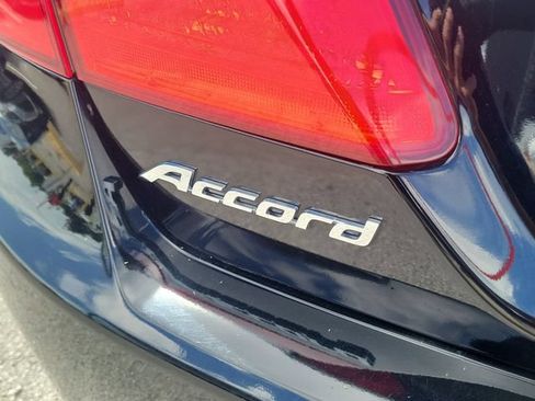 Used 2015 Honda Accord Sport image 8