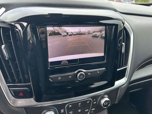 Used 2020 Chevrolet Traverse LS image 24