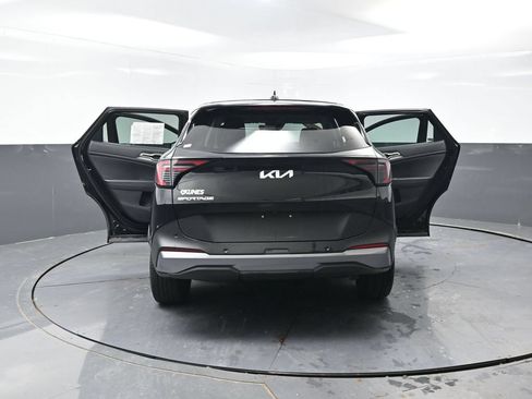 Used 2026 Kia Sportage LX FWD image 57