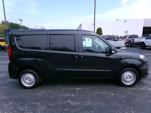 Used 2019 RAM ProMaster City Tradesman FWD image 10