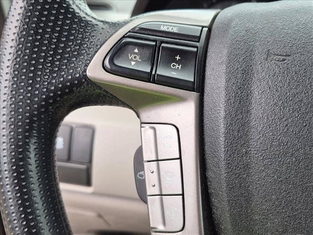Used 2016 Honda Odyssey SE image 13