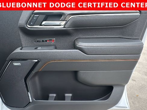 Used 2024 GMC Sierra 1500 AT4 image 27