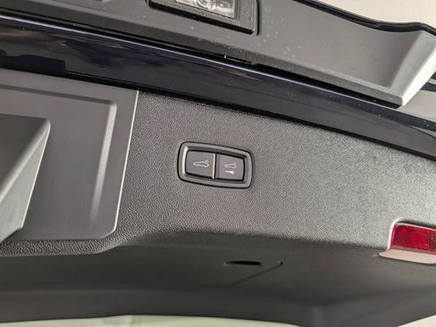 New 2026 Porsche Cayenne AWD/4WD image 18