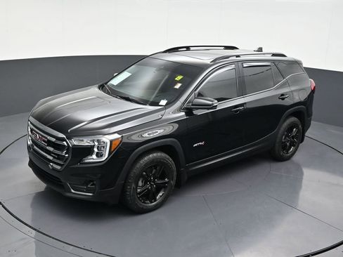 Used 2024 GMC Terrain AT4 w/ Tech Package image 16
