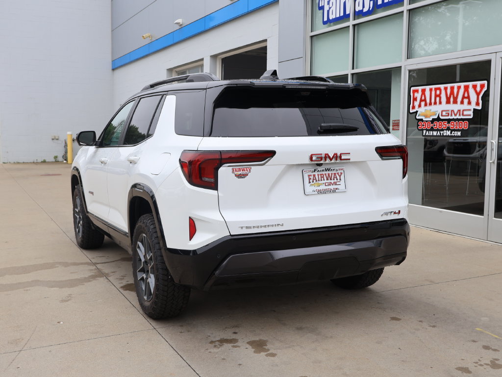 New 2027 GMC Terrain AT4 w/ Convenience Package III AWD/4WD image 8