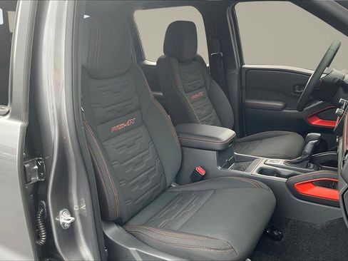 New 2026 Nissan Frontier PRO-4X w/ Pro-4x Convenience Package image 9