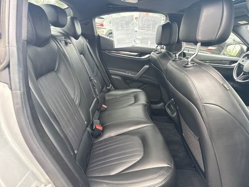 Used 2017 Maserati Ghibli S RWD image 10