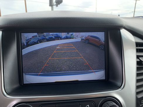 Used 2015 Chevrolet Suburban LTZ image 27