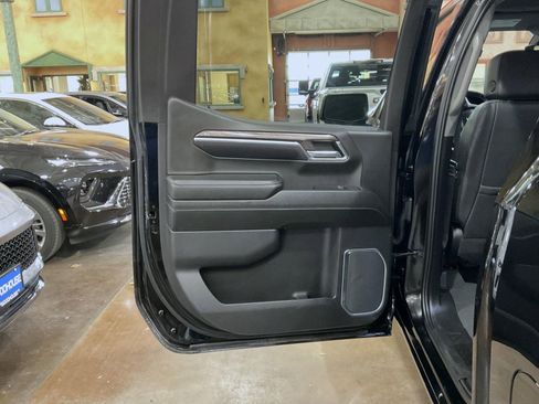 Used 2024 Chevrolet Silverado 1500 LTZ image 20