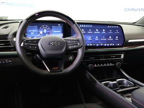 New 2026 Chevrolet Traverse RS image 17