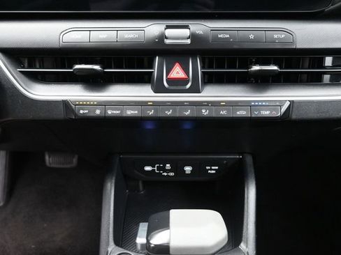 Used 2025 Kia K4 FWD image 9