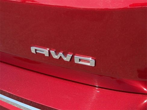 Used 2022 GMC Terrain Denali w/ Denali Premium Package image 10