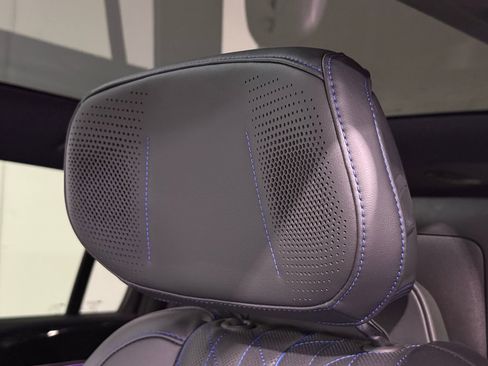 New 2025 Cadillac Escalade IQ Luxury 1 w/ Smart Trailering package image 24